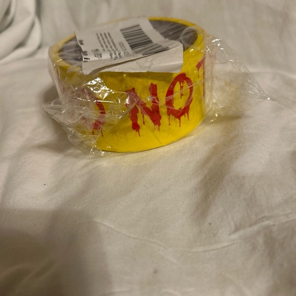 2 Caution Tape Yellow Do Not Enter Warning Tape Halloween decoration lot of 2 - Picture 10 of 10